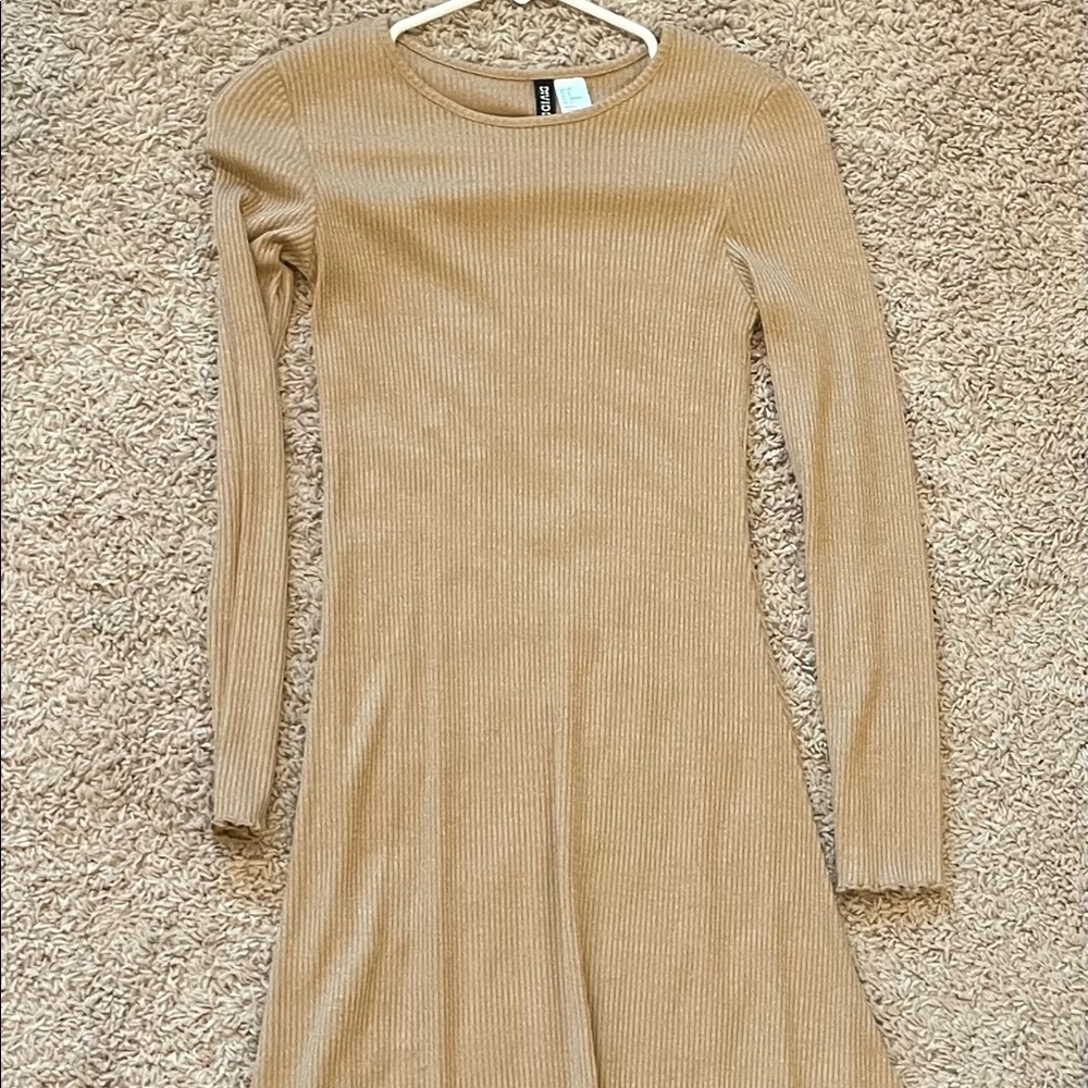 Beige knit dress